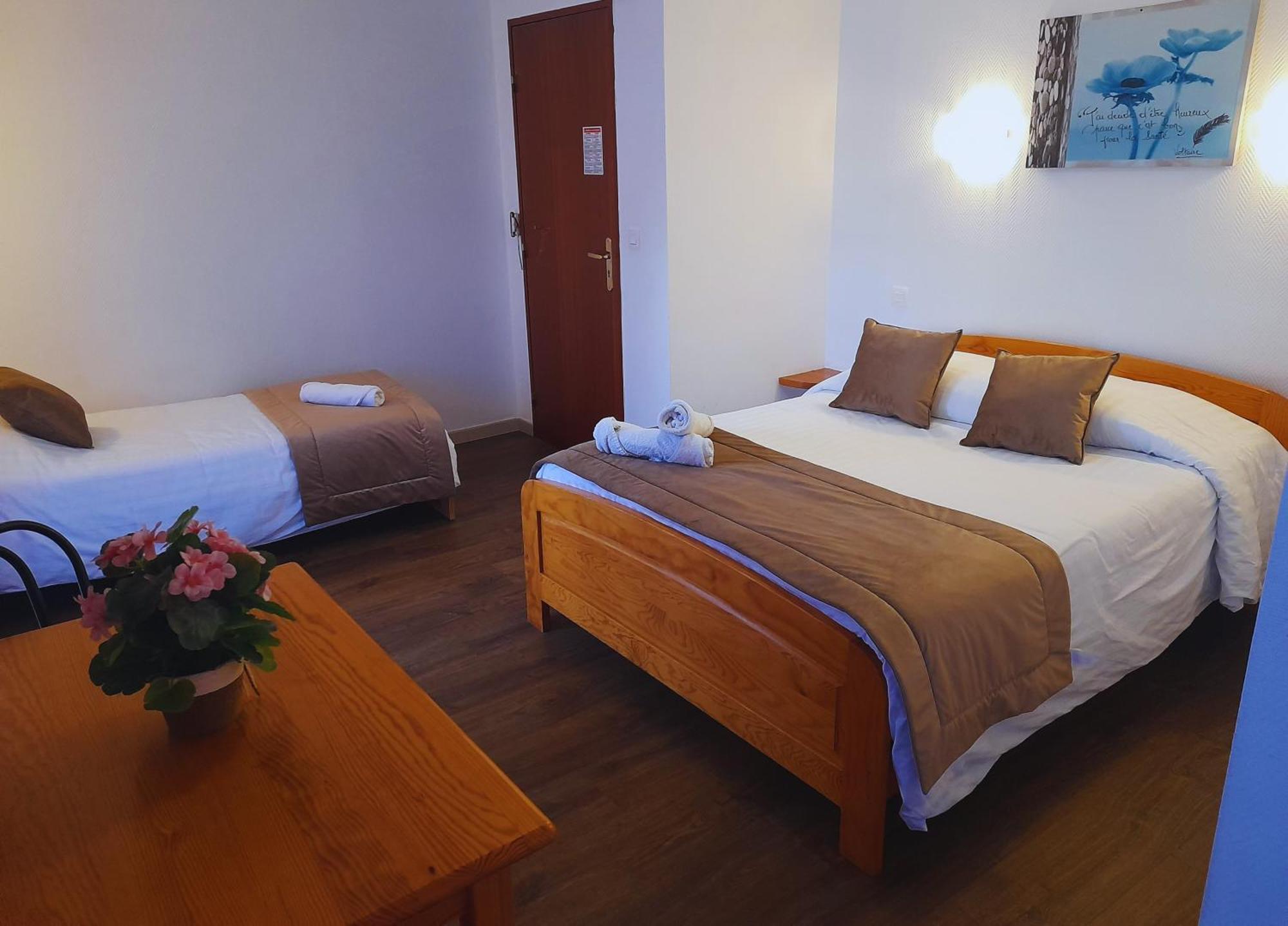 Le Catalan - Hotel Et Appartements Mont-Louis Exterior foto