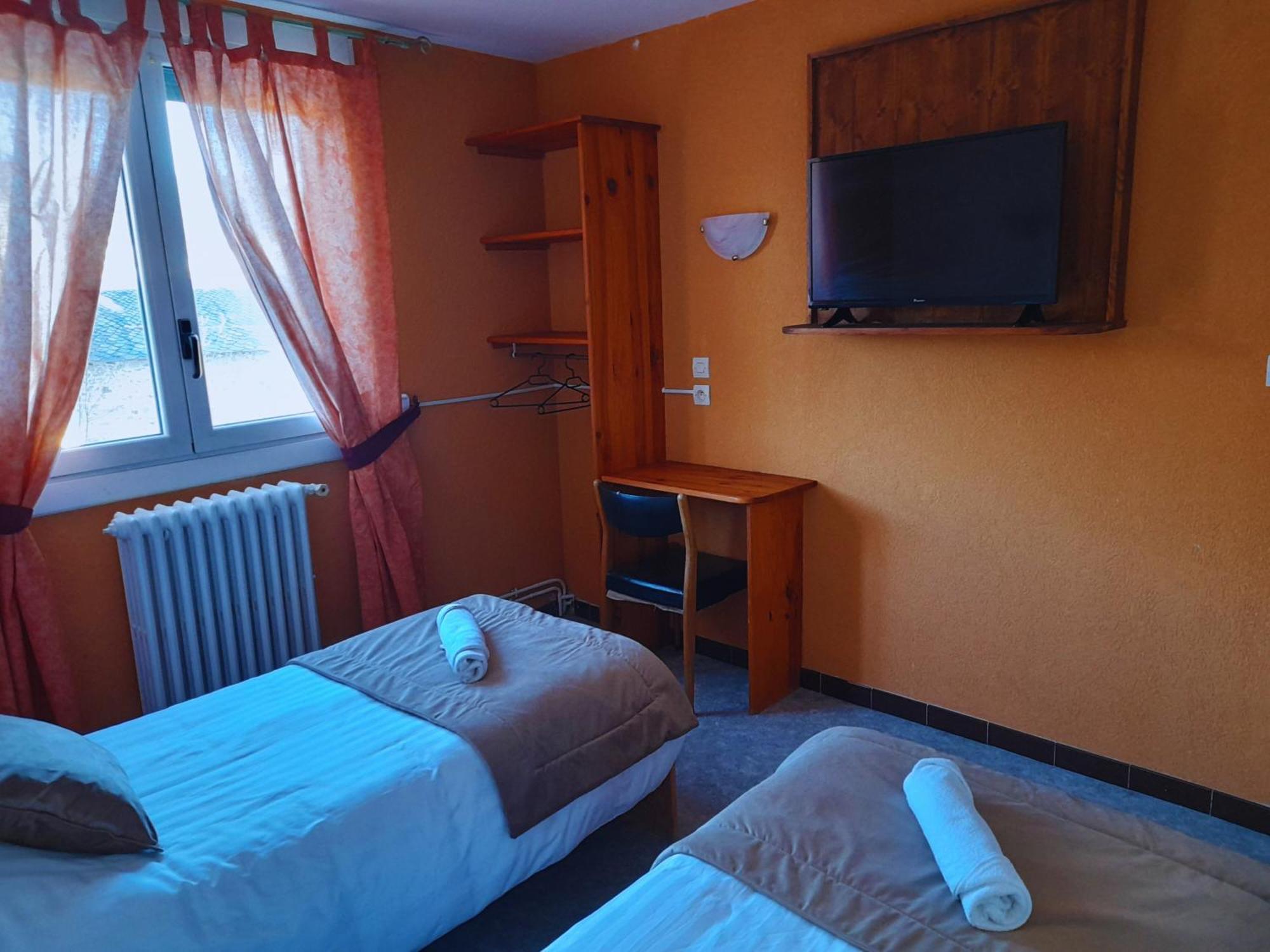 Le Catalan - Hotel Et Appartements Mont-Louis Exterior foto